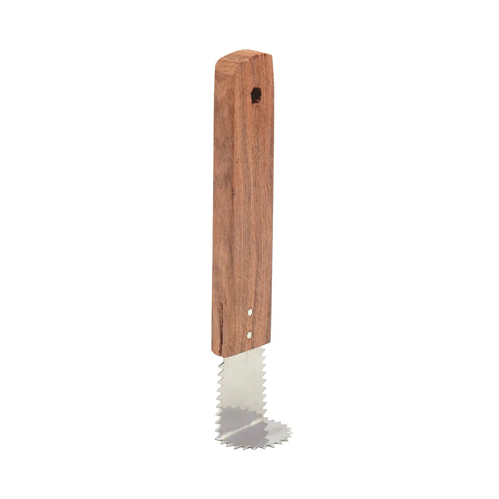 Pratha Wooden Handle Coconut Scrapper 3